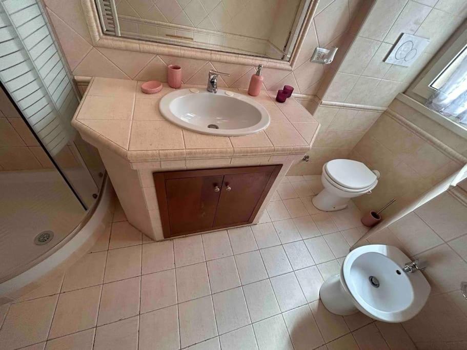 Apartment Bucaneve House Rom